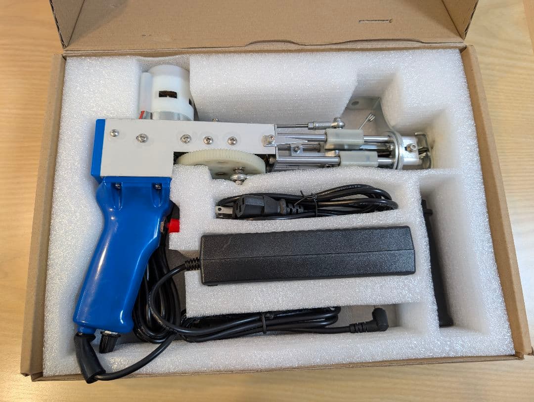 新品未使用タフティングガン