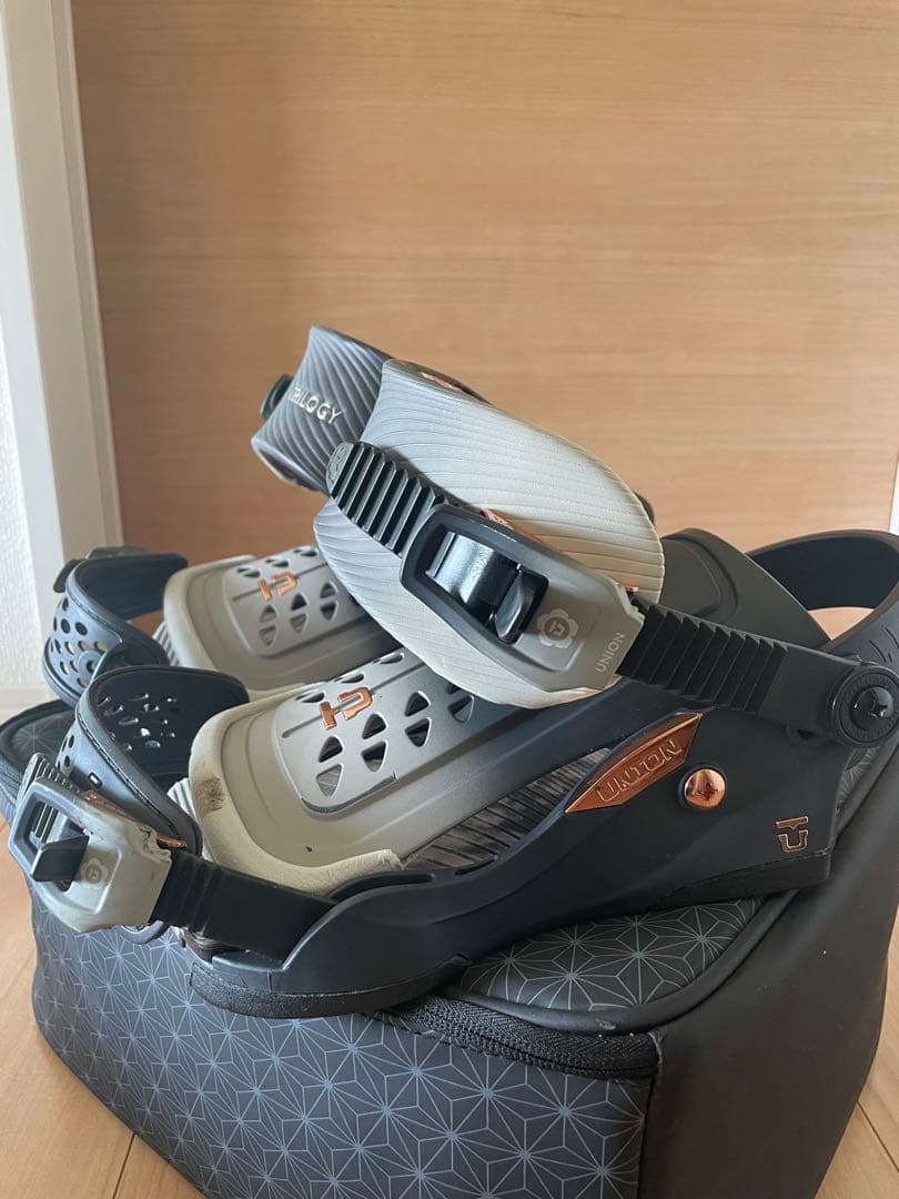 TRILOGY UNION スノーボード ビンディング /SAKURA 18-19 UNION BINDING TRILOGY SAKURA ユニオン バインディング