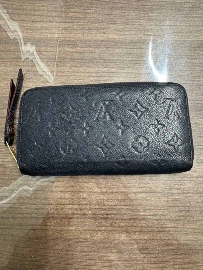 LOUIS VUITTON（ルイヴィトン）　長財布