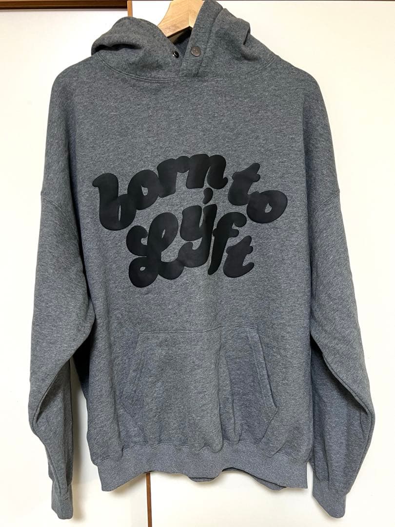 OLD BORN TO LYFT HOODIE - ダークグレー