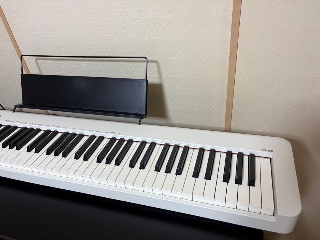 カシオ電子ピアノ CDP-S110WE (ホワイト) 88鍵盤 スリムデザイン