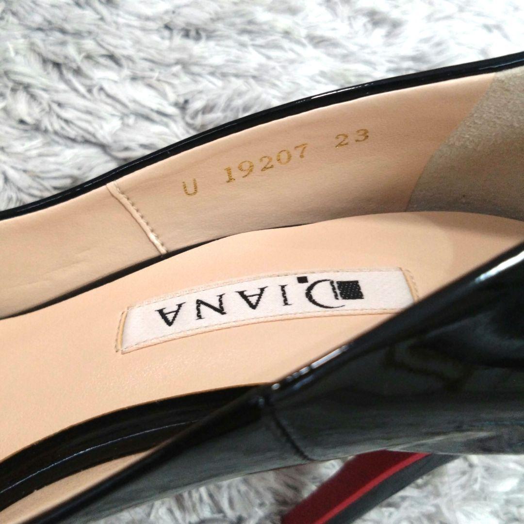 美品 DIANA ポインテッドトゥ エナメルパンプス 23cm 黒 レッドソール