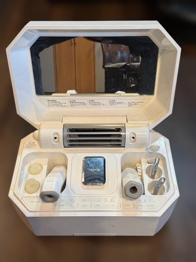 サキナ　Lulucie 美顔器 スチーム機能付き中古 サキナ ルルシェ スチーム付き美顔器 - メルカリ