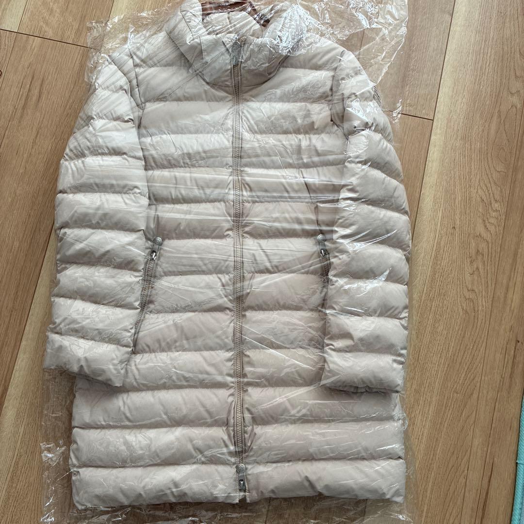 PYRENEX ベージュ ダウンジャケット フード付き