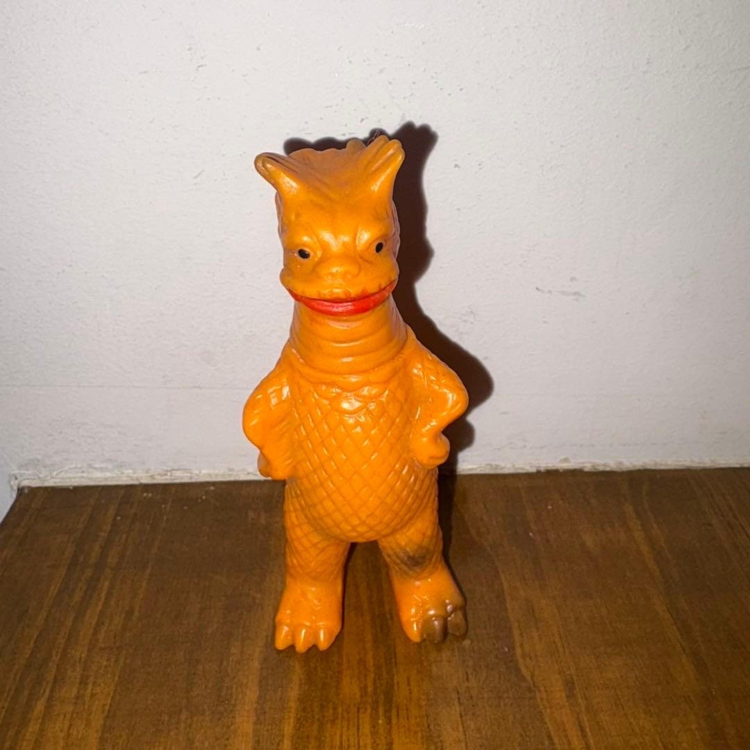 TAA7 ブルマァク ミニサイズ ベムラー ソフビ