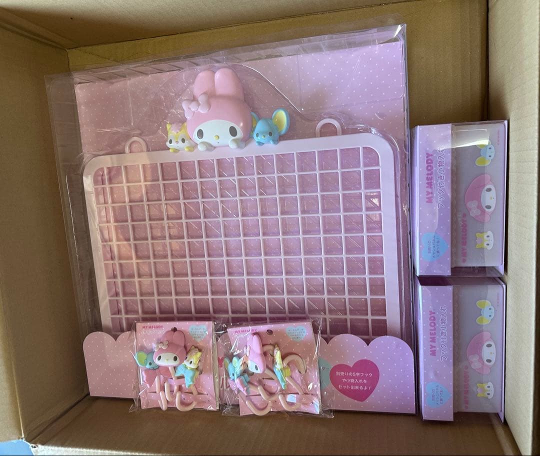 【完売品】マイメロディ メッシュパネル、フック、フック付き小物入れセット