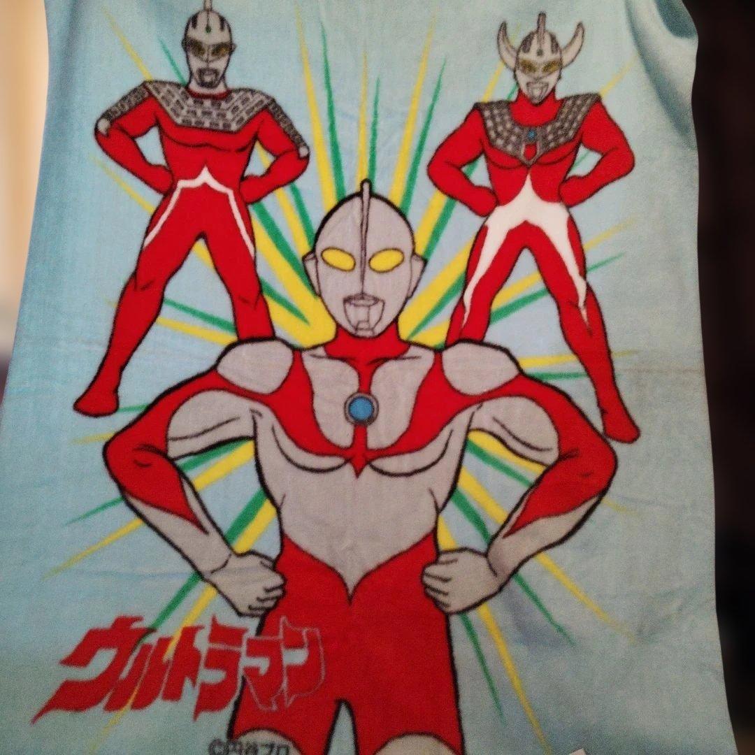 ウルトラマン ジュニア毛布 140cm×190cm バンダイ ウルトラマン ジュニア毛布 140cm×190cm バンダイ