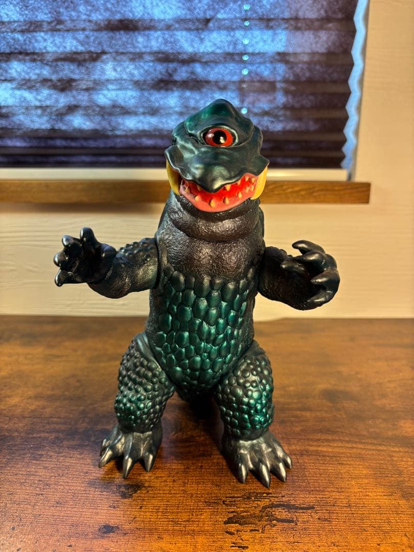 シカルナ工房　ザゴラ　ソフビ　怪獣　インディーズソフビ　シカルナ