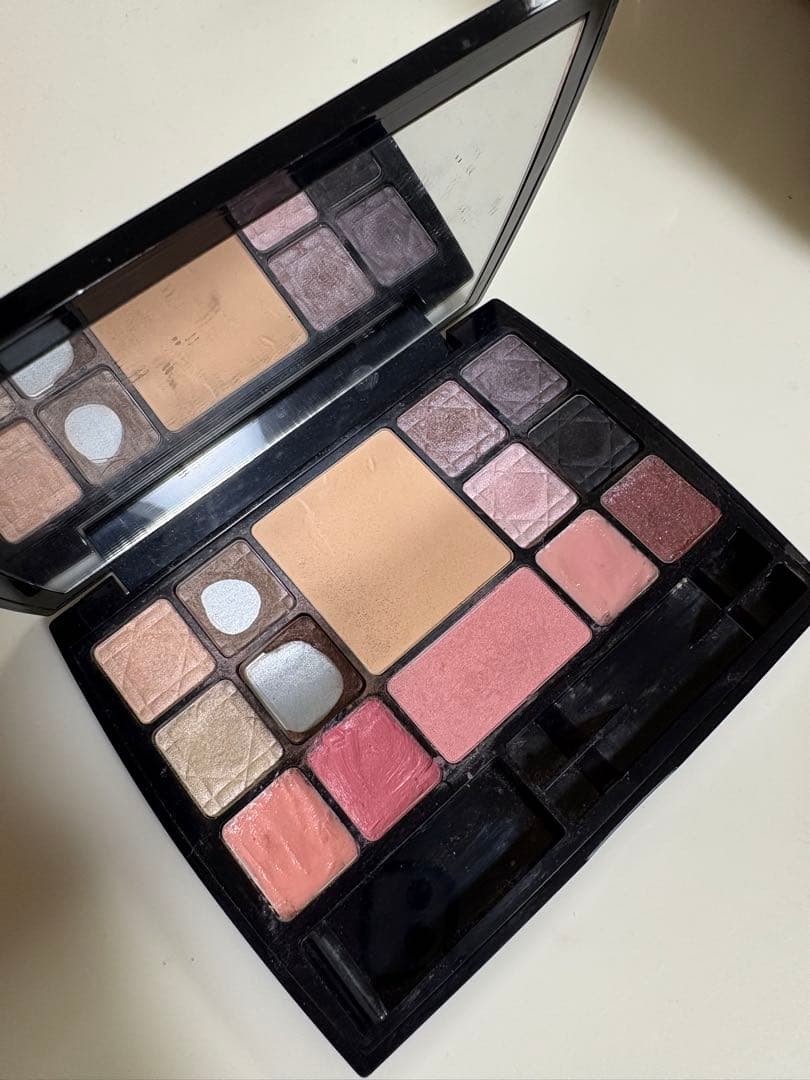 Dior メイクパレット マルチカラー