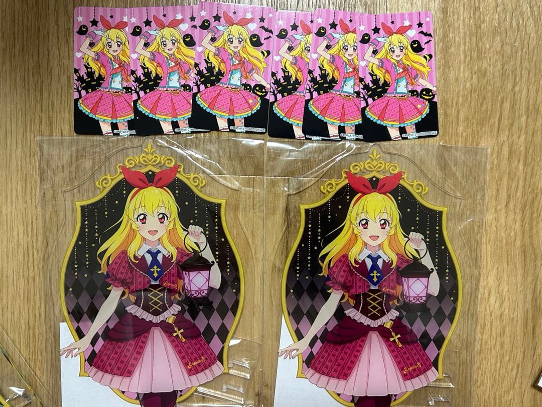 アイカツ アトレ 秋葉原 ガラポン S賞アクリルボード 星宮いちご