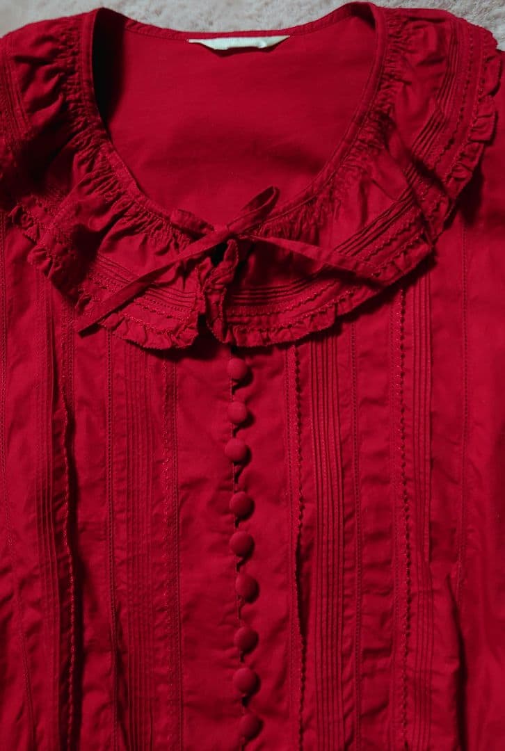 ピンクハウス♡レッド 丸襟フリル付きブラウス - メルカリ