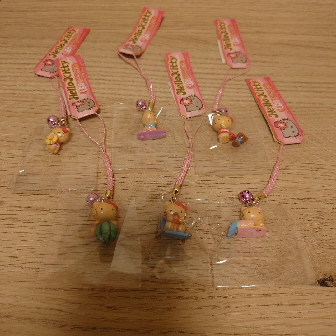 ハローキティ 夏休み海バージョン　御当地キティ 根付　日焼けキティ