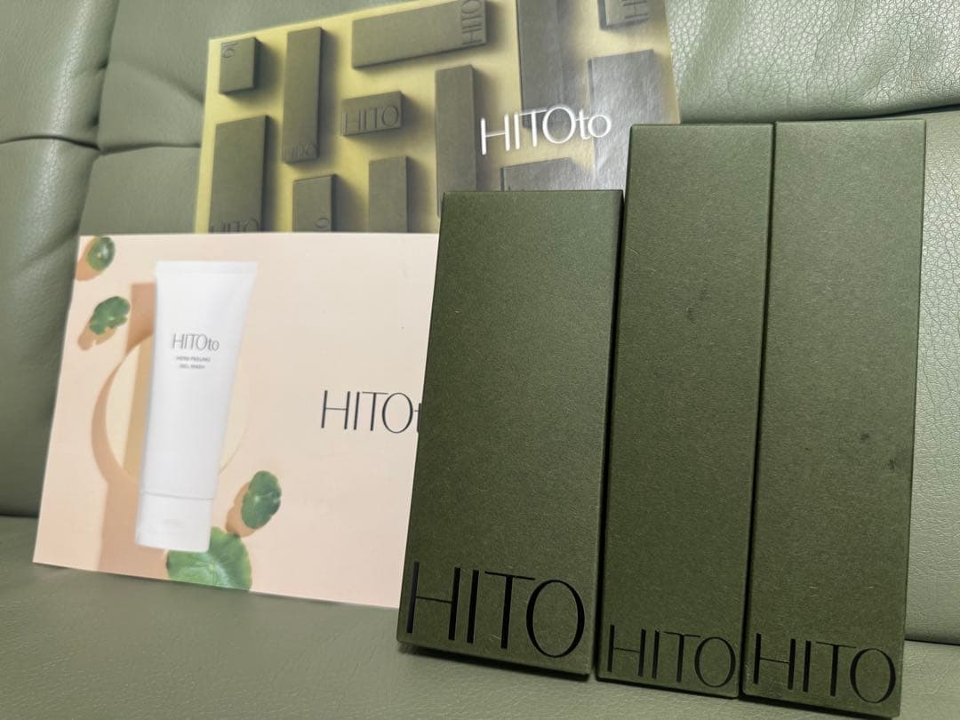 【新品】HITOto リターンミルクセラム　ハーブピーリングジェルウォッシュ