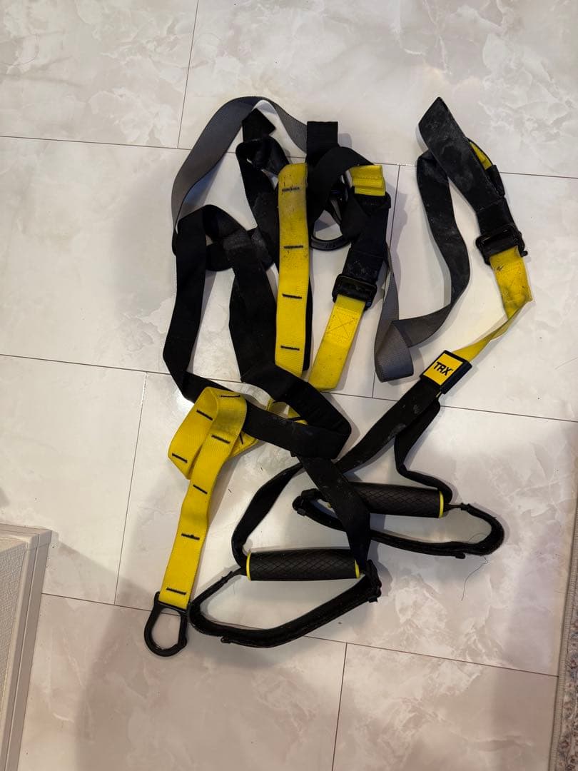 TRX トレーニングサスペンションベルト Amazon.co.jp: TRX サスペンショントレーナー ベーシックキット [並行