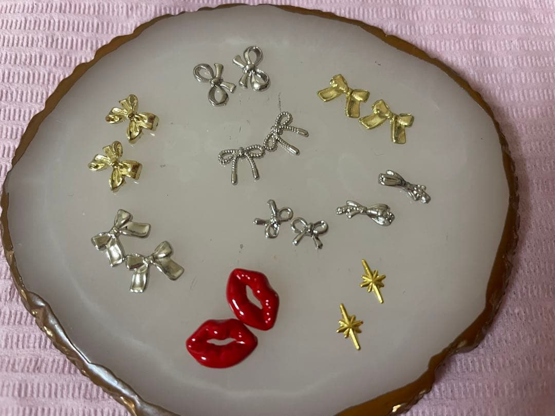 7→ネイルパーツ 18個 リボン デコネイル ネイル用品