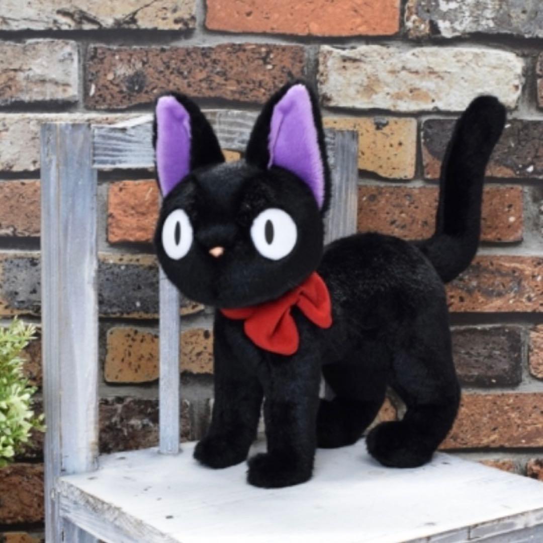 魔女の宅急便30周年記念　ジジ　ぬいぐるみ 魔女の宅急便」公開30周年を記念したどんぐり共和国限定商品、四つ足で