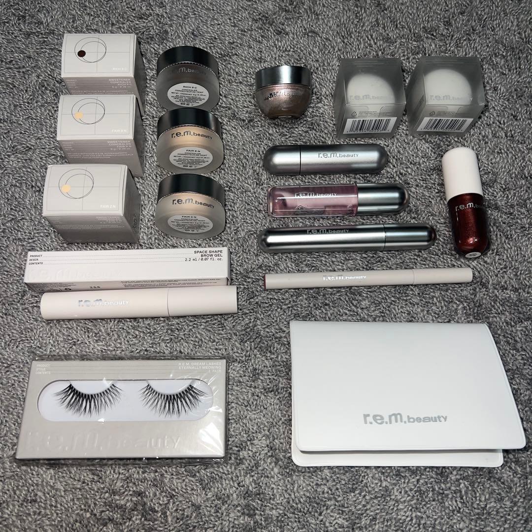 r.e.m.beauty コスメセット