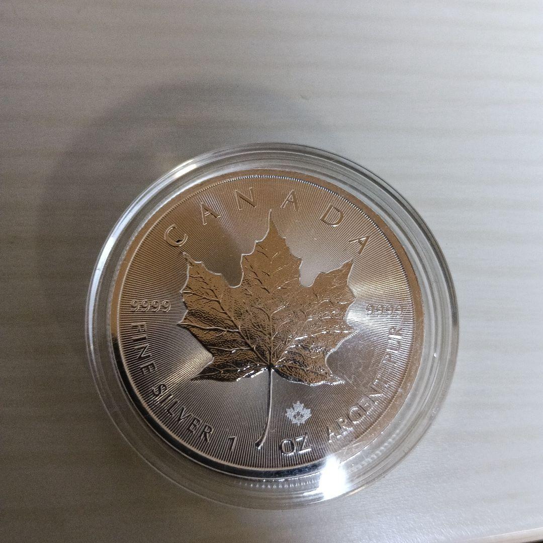 メープル銀貨1オンス　純銀 メイプル銀貨 1オンス ランダム・イヤー クリアケース入り 銀貨 純銀