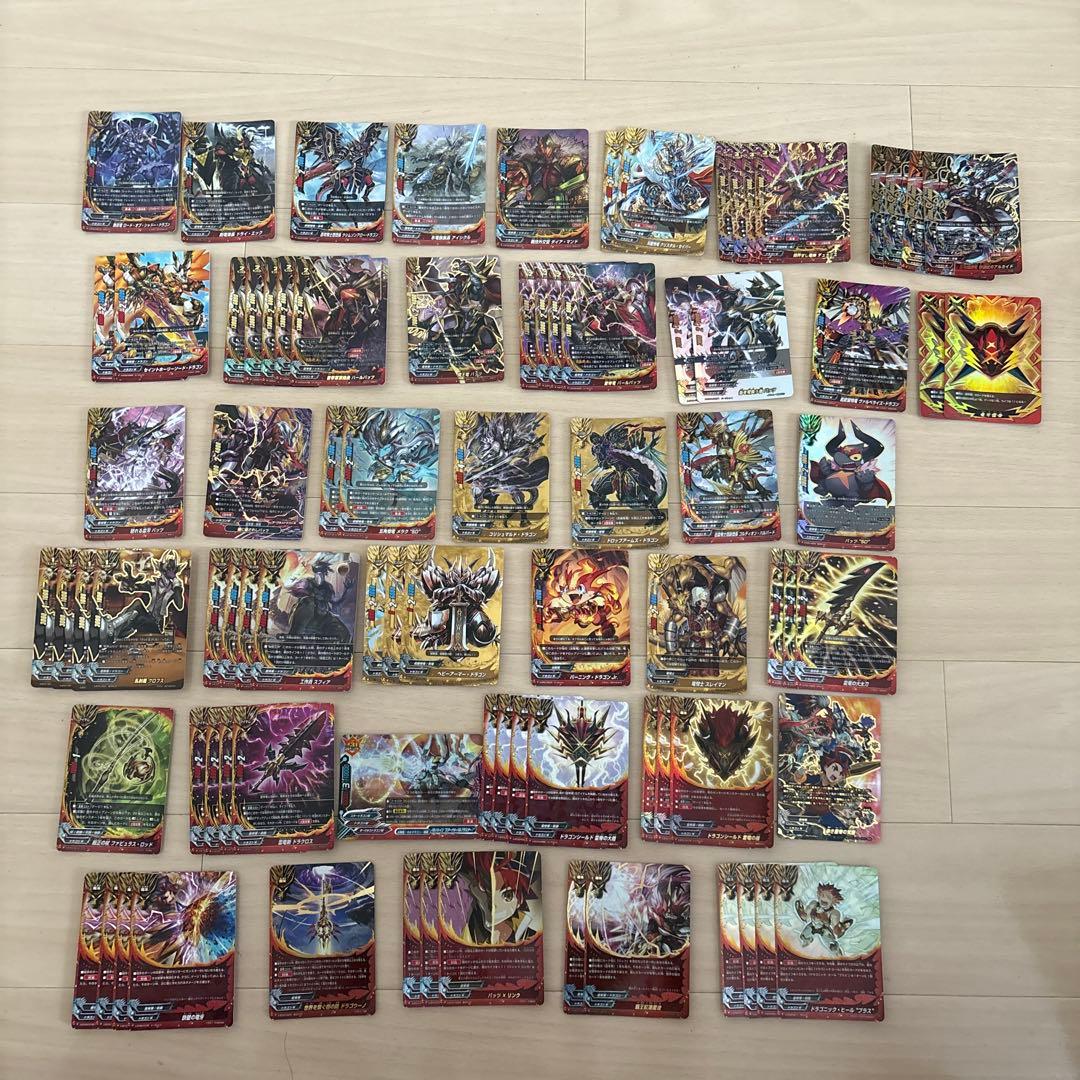 バディファイトカードセット 約70枚 ホロカード含む　ドラゴンワールド