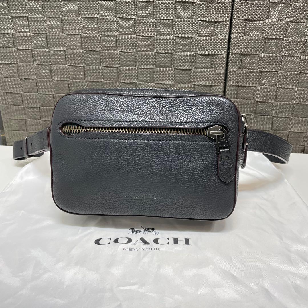 r*n様 美品　COACH ダークブルー レザー ボディバッグ