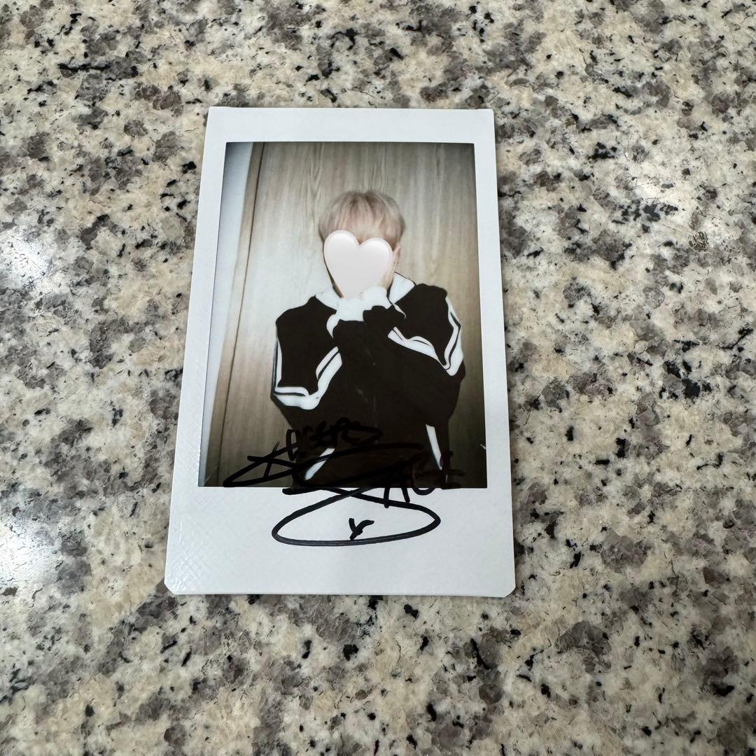 xikers 直筆　サイン入り　ポラロイド　ミンジェ