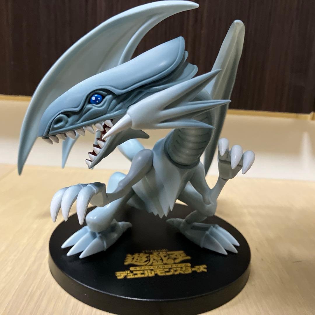 ブルーアイズホワイトドラゴン FIG]S.H.MonsterArts(モンスターアーツ) 青眼の白龍(ブルーアイズ