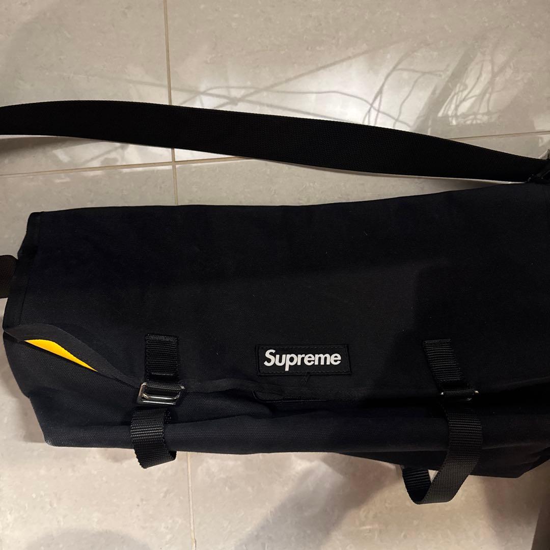 ブラック シュプリーム ディマルティーニ メッセンジャーバッグ