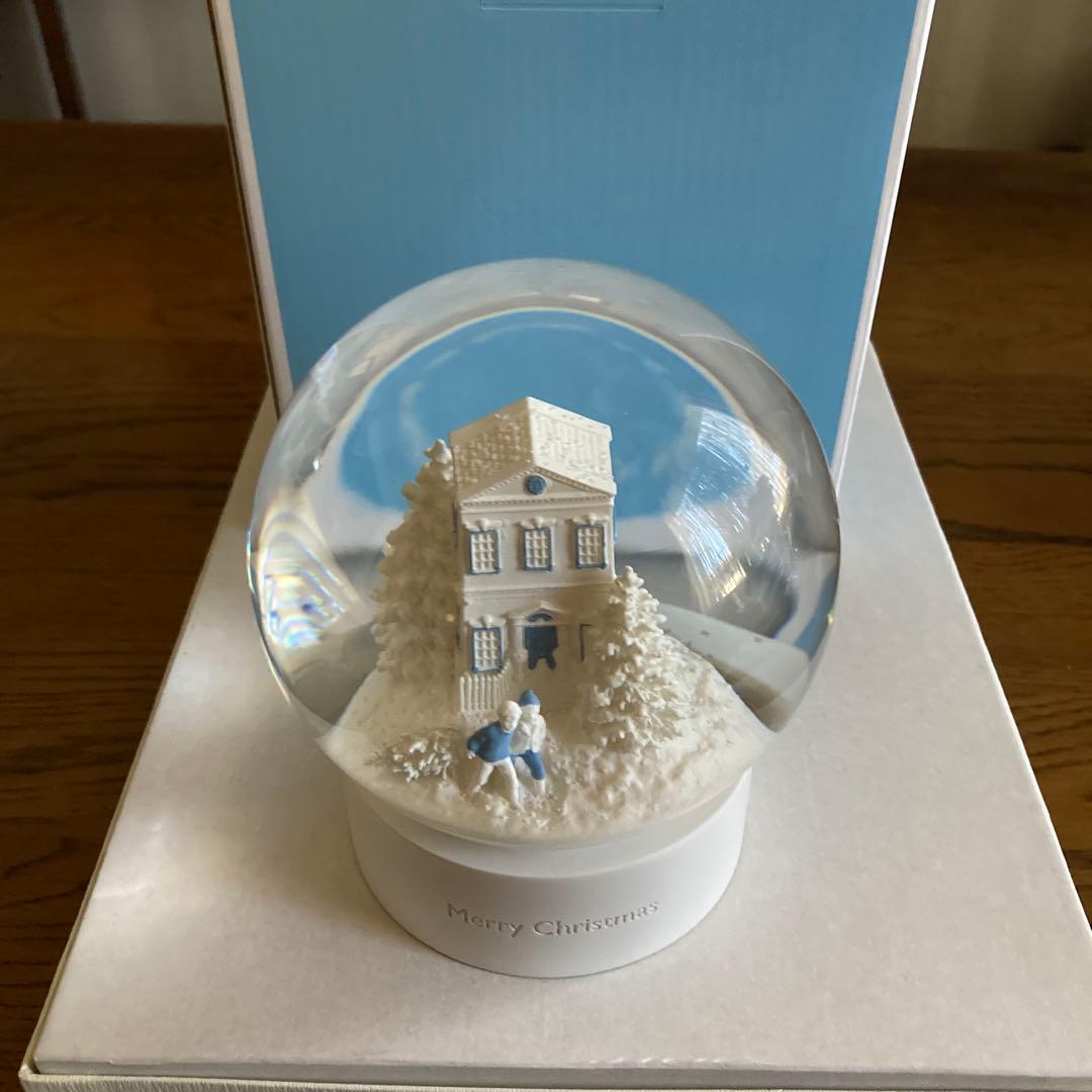 ウェッジウッド スノードーム