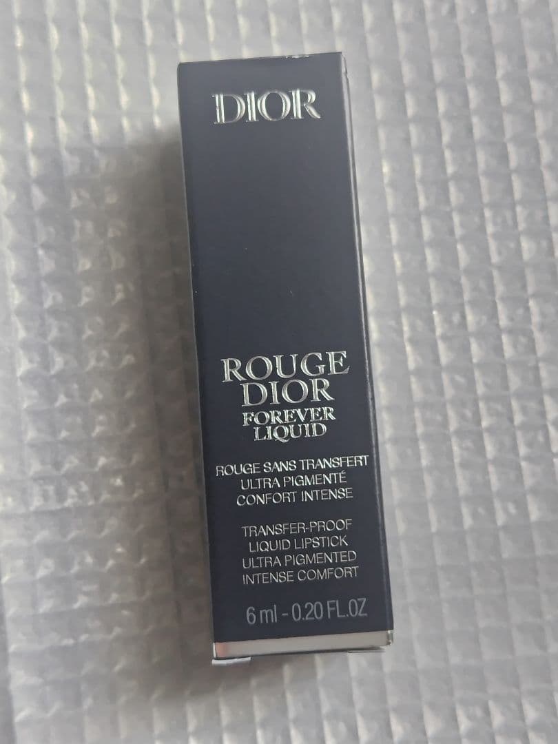 Dior　ルージュ　フォーエバー　リップ