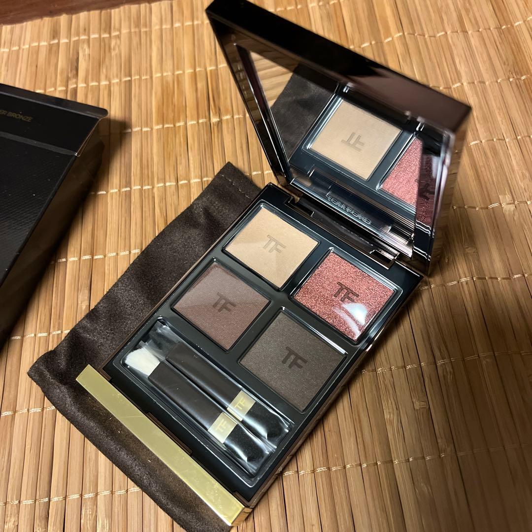 【未使用】トムフォード　46エンバーブロンズ アイカラークォード