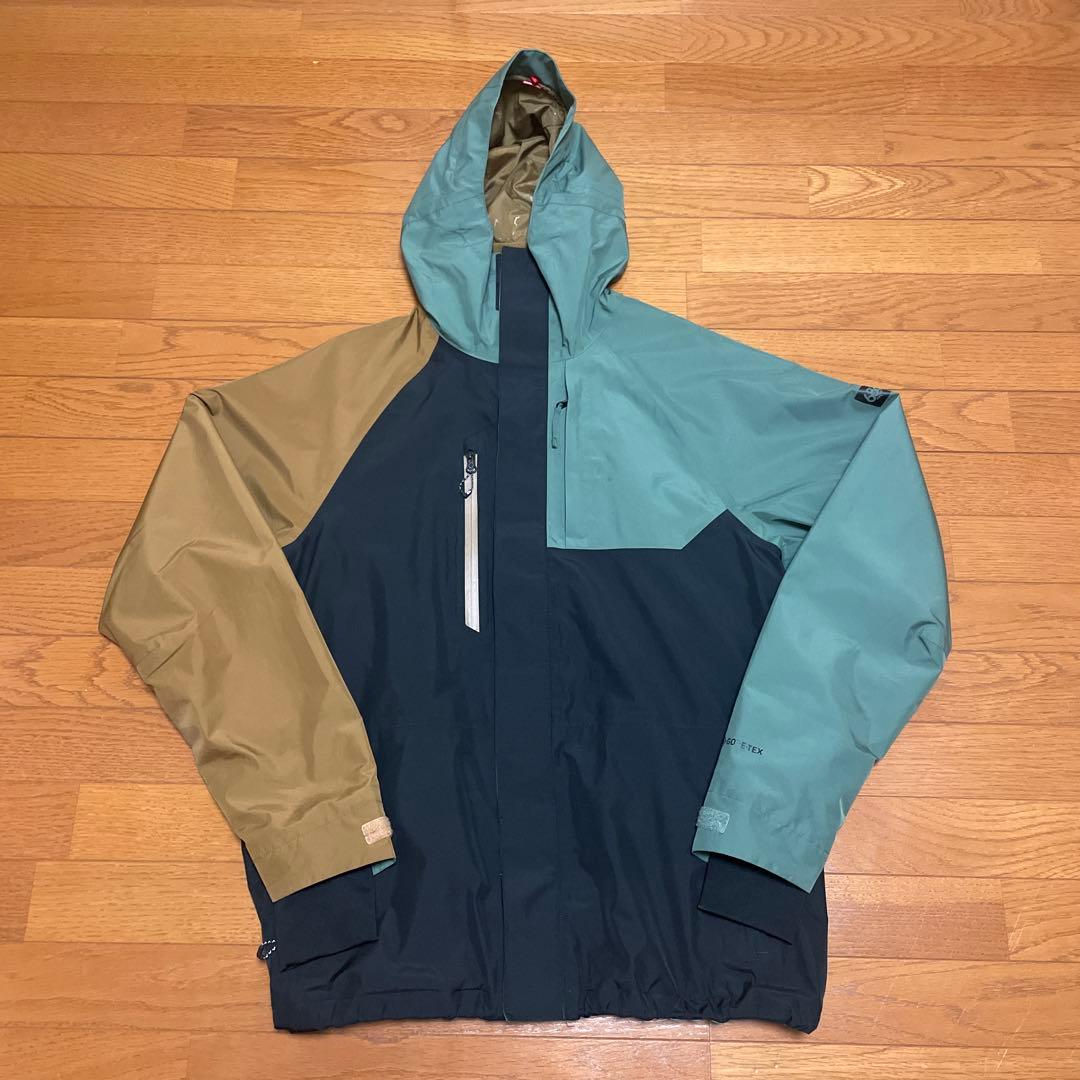 686 シックスエイトシックス　スノーボードウェア ジャケット