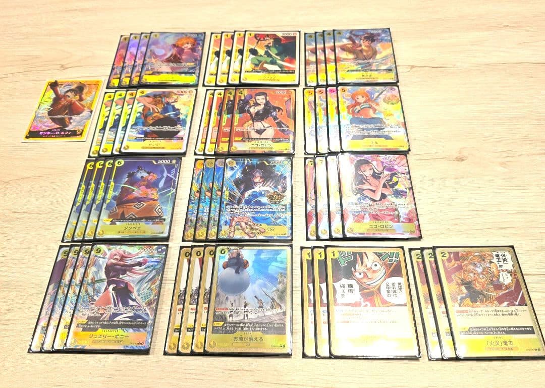 黄色モンキー・D・ルフィデッキ（麦わら型）