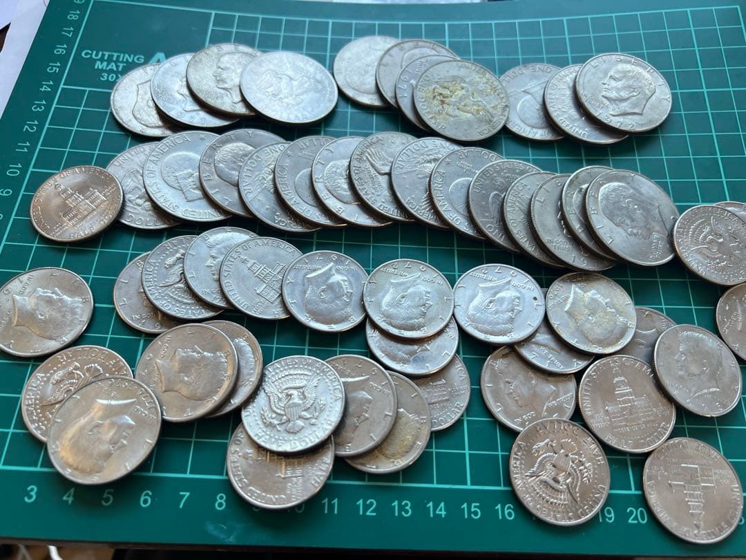 外国　アメリカ1D 50C白銅貨　55枚一括ロット アメリカ】50セント 記念 白銅貨 6枚組［C-0000701］ – ワールド