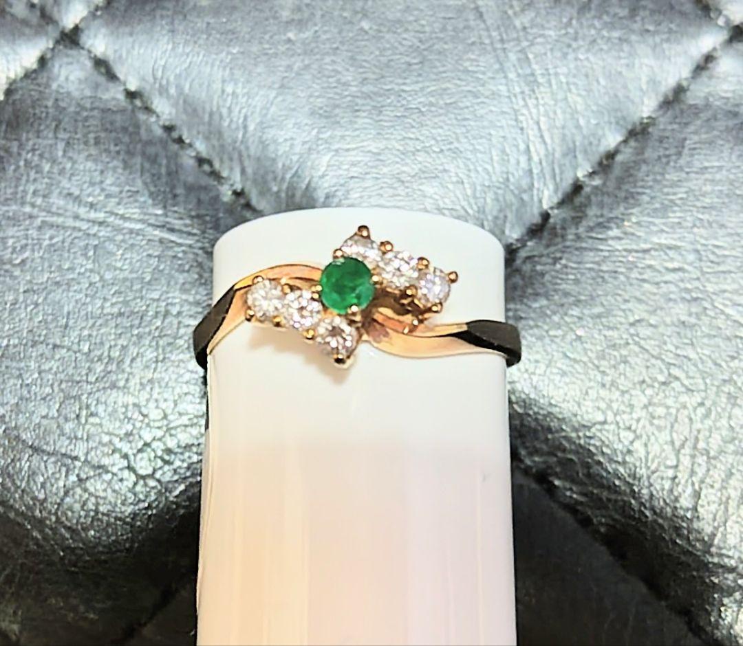 エメラルド ダイヤツイストデザイン リング Color Prong]Ptエメラルドダイヤモンド/リング(プラチナ): ICHAROI