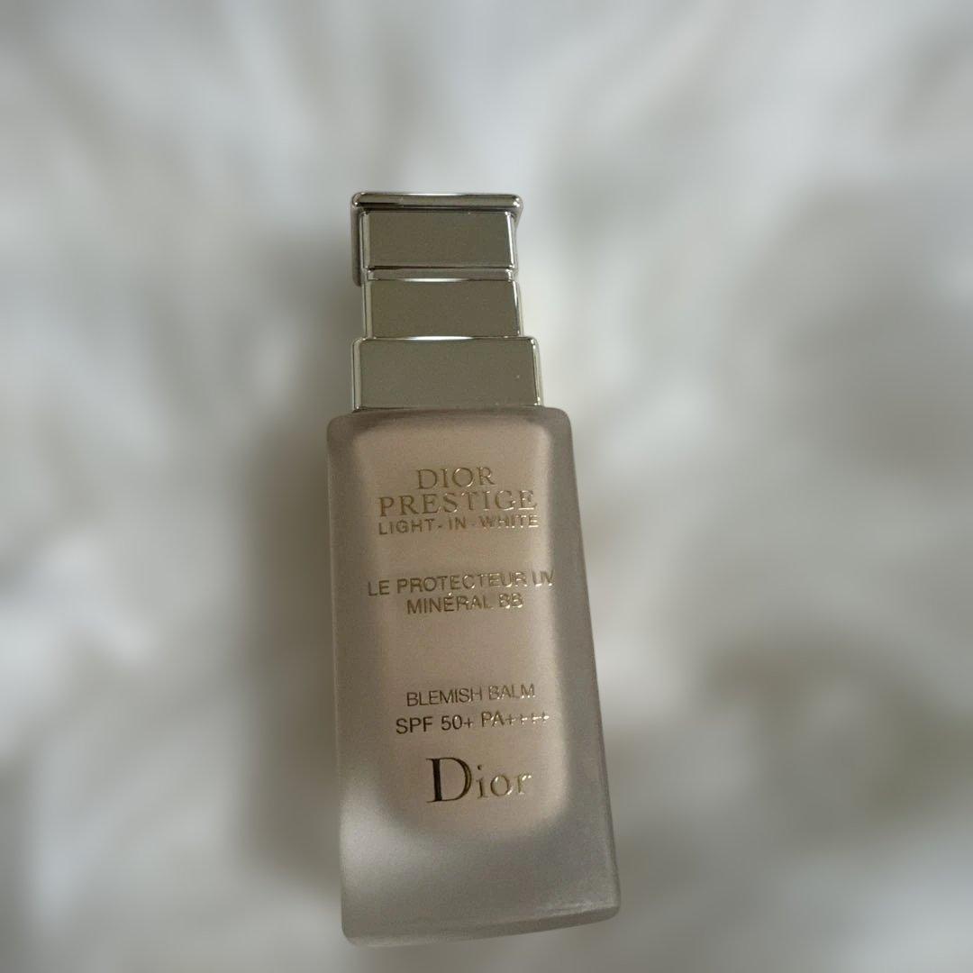 ディオール　プレステージ　ホワイト　ル　プロテクター　UV 01 ミネラル　BB