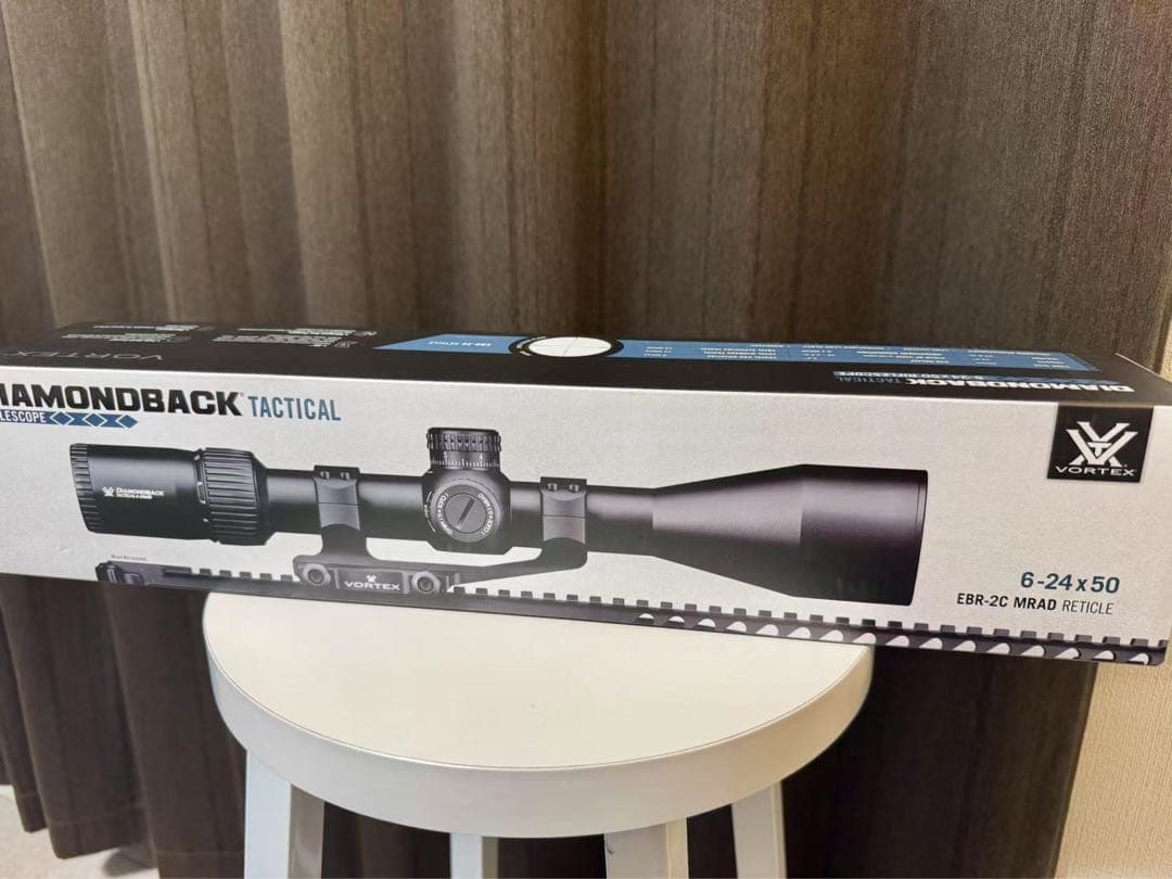 VORTEX DIAMONDBACK 6-24x50 ライフルスコープ 実物 Vortex Optics Diamondback Tactical 6−24x50 FFP MOA ライフル