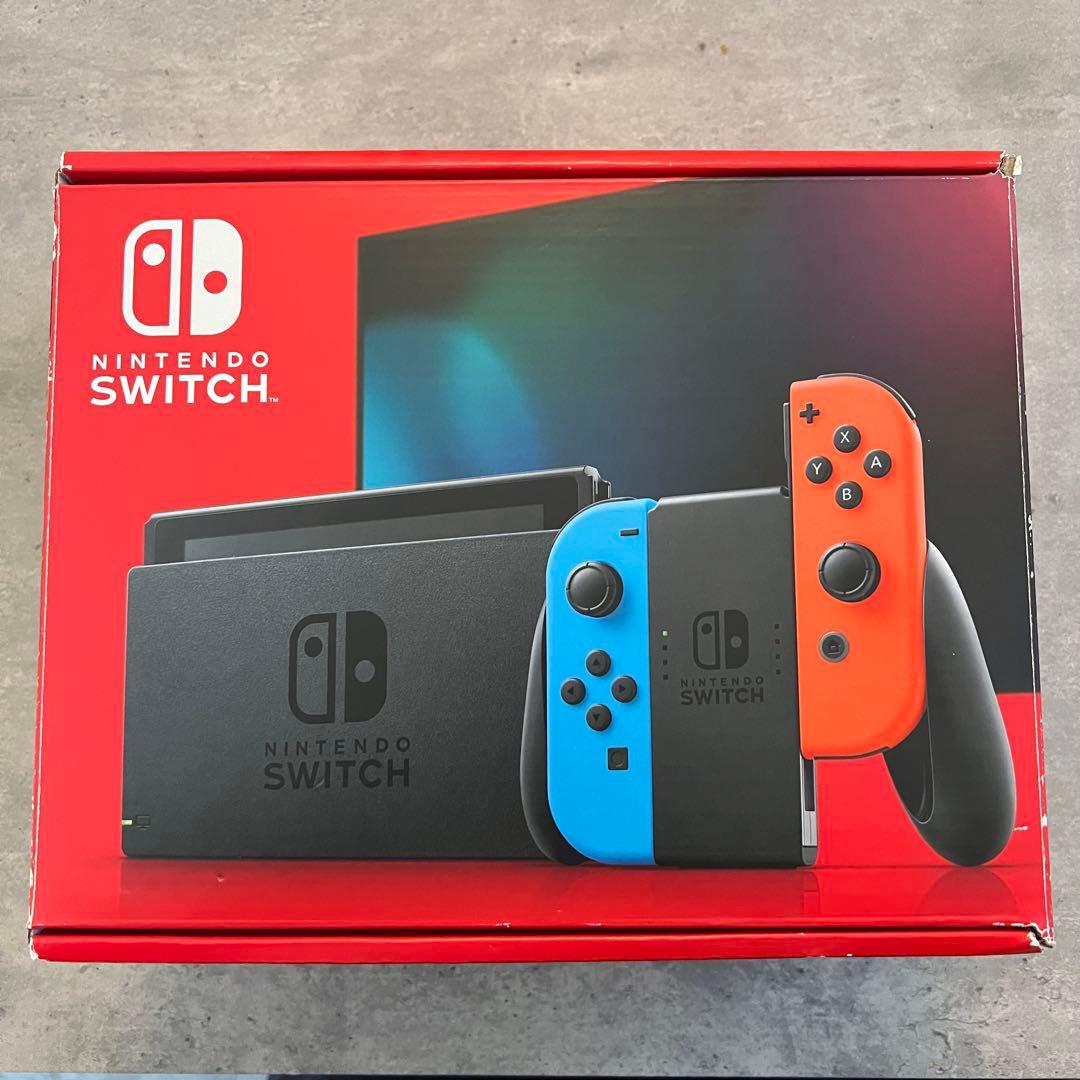 【美品】Nintendo Switch 本体(クリアケース付き)