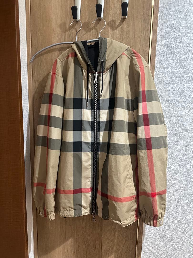Burberry チェック柄 ナイロンジャケット