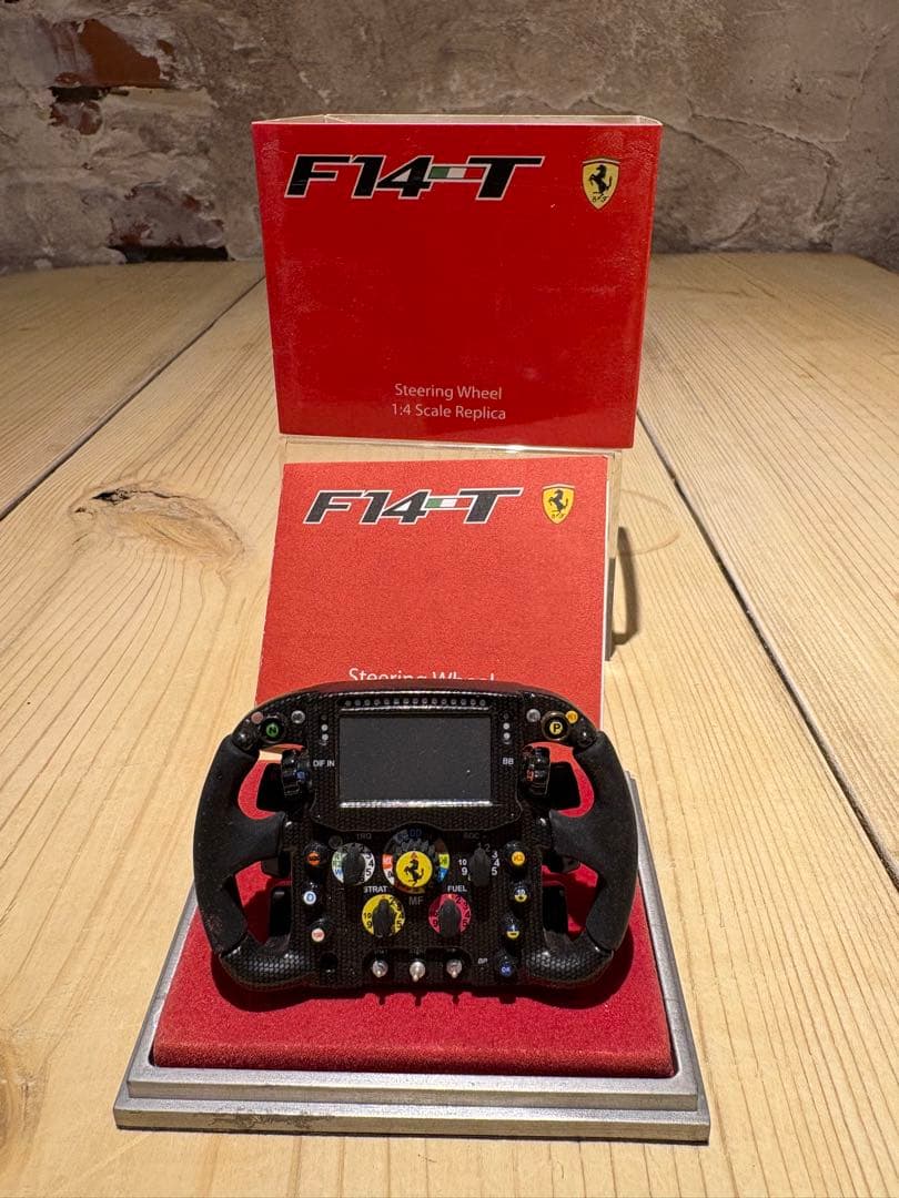 アマルガム1/4 フェラーリF14-T ステアリング