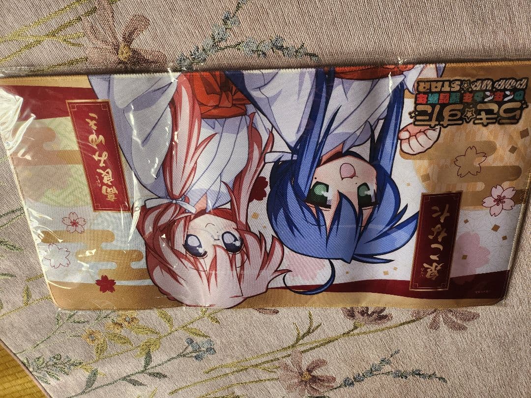 らき☆すた　プレイマット グッズ-デスクマット】らき☆すた ラバーマット チア集合 | アニメイト