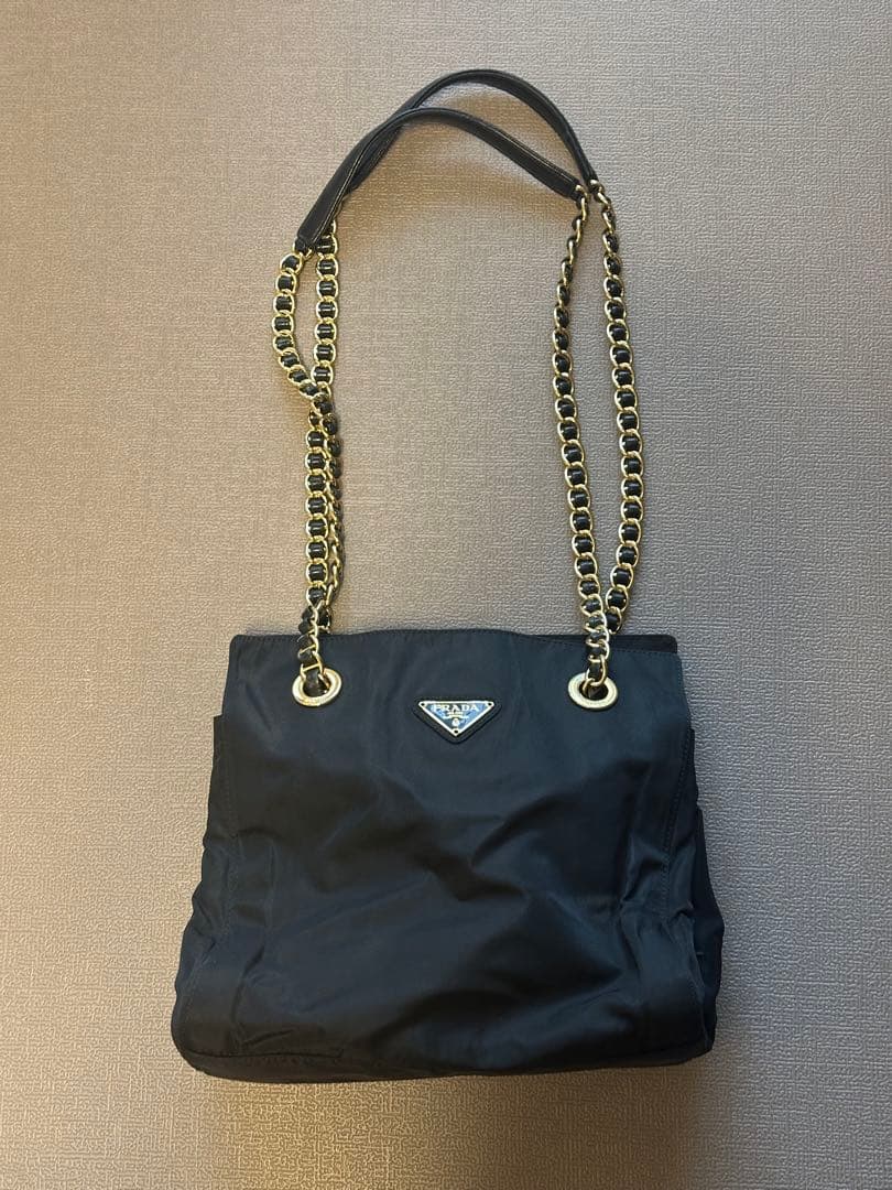 PRADA ブラック ナイロンバッグ A4サイズ収納！PRADA(プラダ)2way ナイロン トートバッグ (PRADA