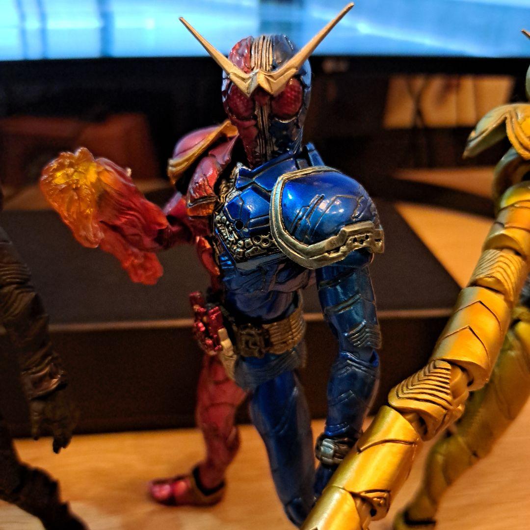 S.I.C.仮面ライダー W　セット　13体 Amazon.co.jp: TAMASHII NATIONS S.I.C. 仮面ライダーZX : ホビー