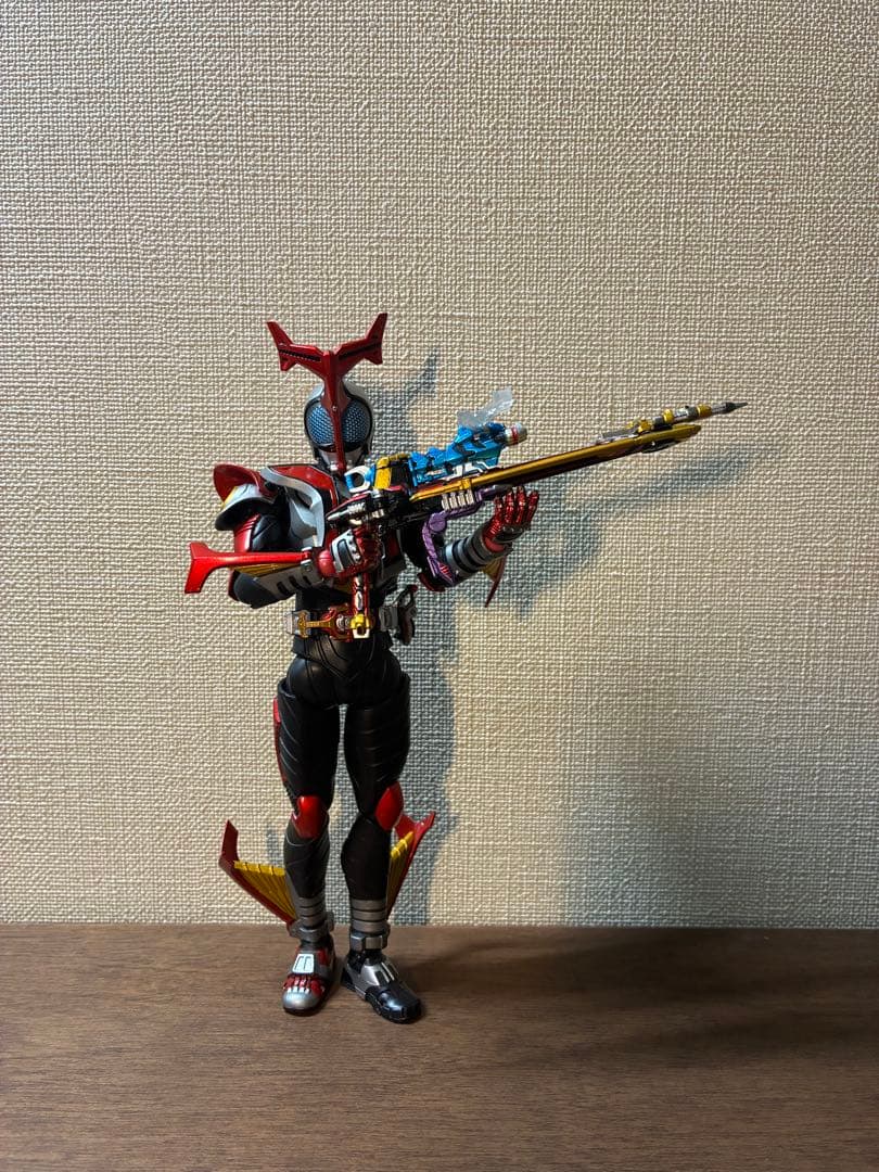 S.H.Figuarts 真骨彫製法　仮面ライダーハイパーカブト