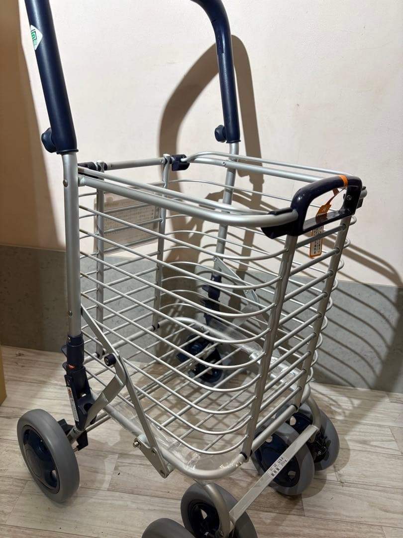 ワイヤーカート　新品　シルバーカー　ショッピングカート　買い物カート　老人車