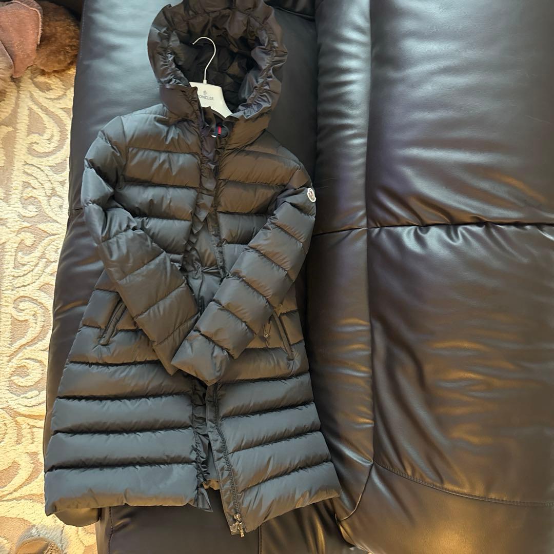 最終価格‼️モンクレールフリルフード付きダウンコート