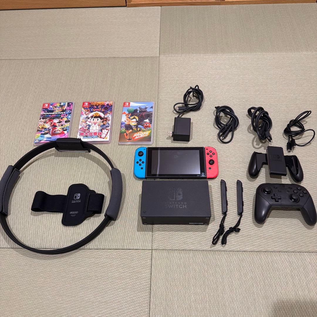 Nintendo Switch 本体•付属品　純正コントローラー　ソフト3本