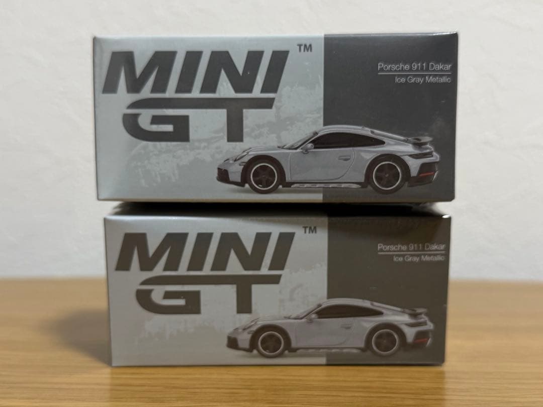 新品未開封 ポルシェ 911 ダカール 1/64 MINI GT Dakar