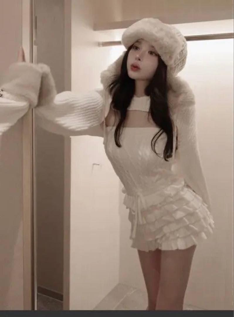 フリルニットコンビネゾン