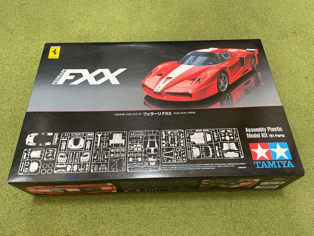 タミヤ 1／ 24 フェラーリ FXX24292プラモデル
