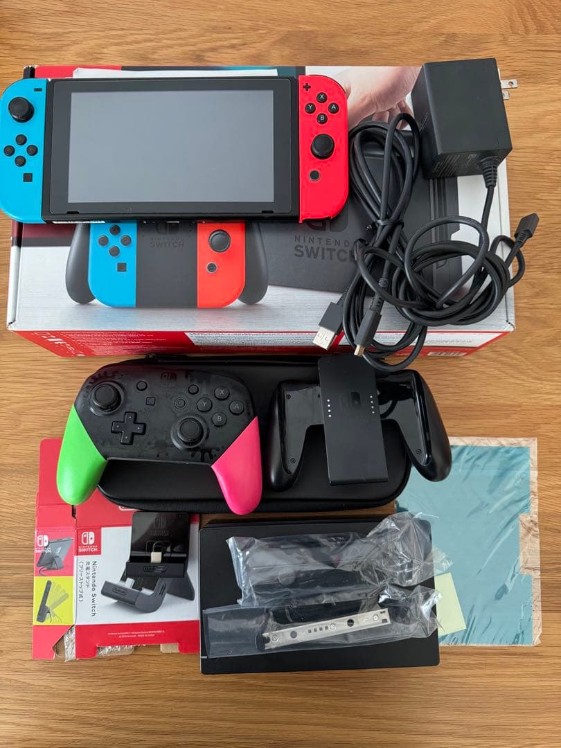 ニンテンドー　Switch 本体　コントローラー　充電スタンド　セット販売　中古